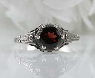 Garnet Silver Filigree Ring