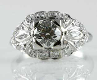 Ladies Estate Platinum Wedding Ring