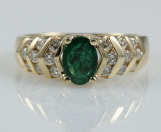 Dark Green Emerald Diamond Ring