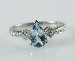 Vintage Aquamarine Ring