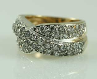 Diamond Crossover Gold Ring