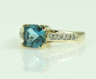 Vintage Topaz Gold Ring