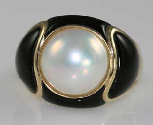 Black Onyx Mabe Pearl Ring