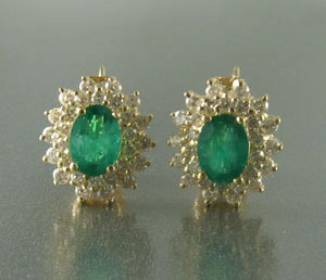 Natural Emerald Screwback Earrings