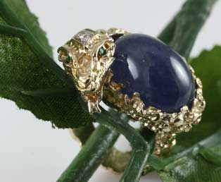 Snake Sapphire Cabochon Ring