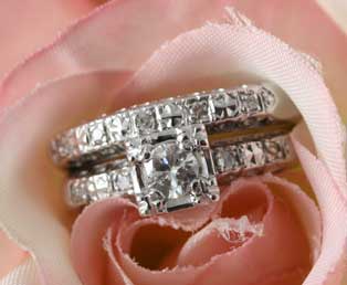 Vintage Diamond Gold Bridal Set