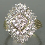 Fantastic Sparkling Diamond Cocktail Right Hand Gold Ring